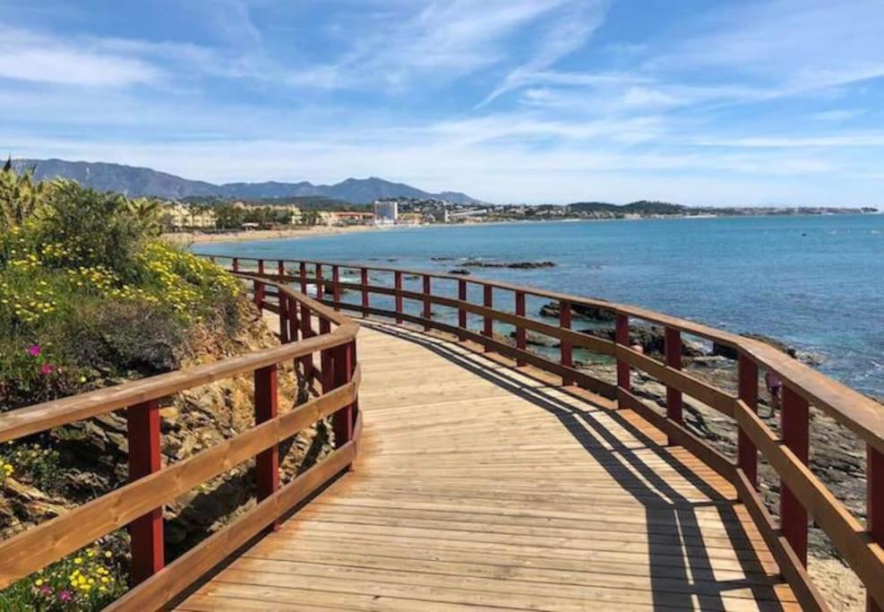 Precioso Estudio Con Piscina A 200M Del Mar Marbella Exterior foto